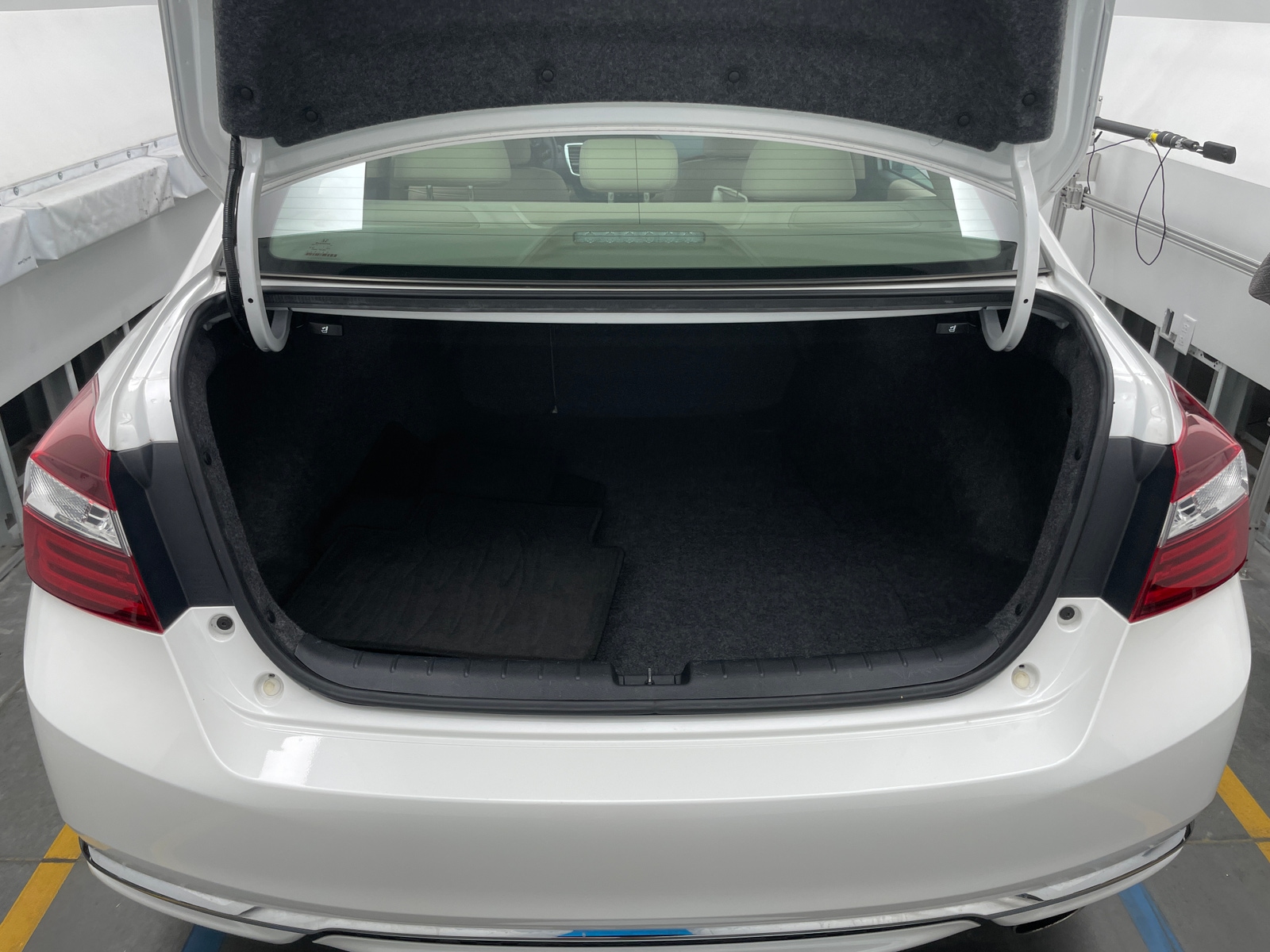 Thumbnail: 2016 Honda Accord - 6