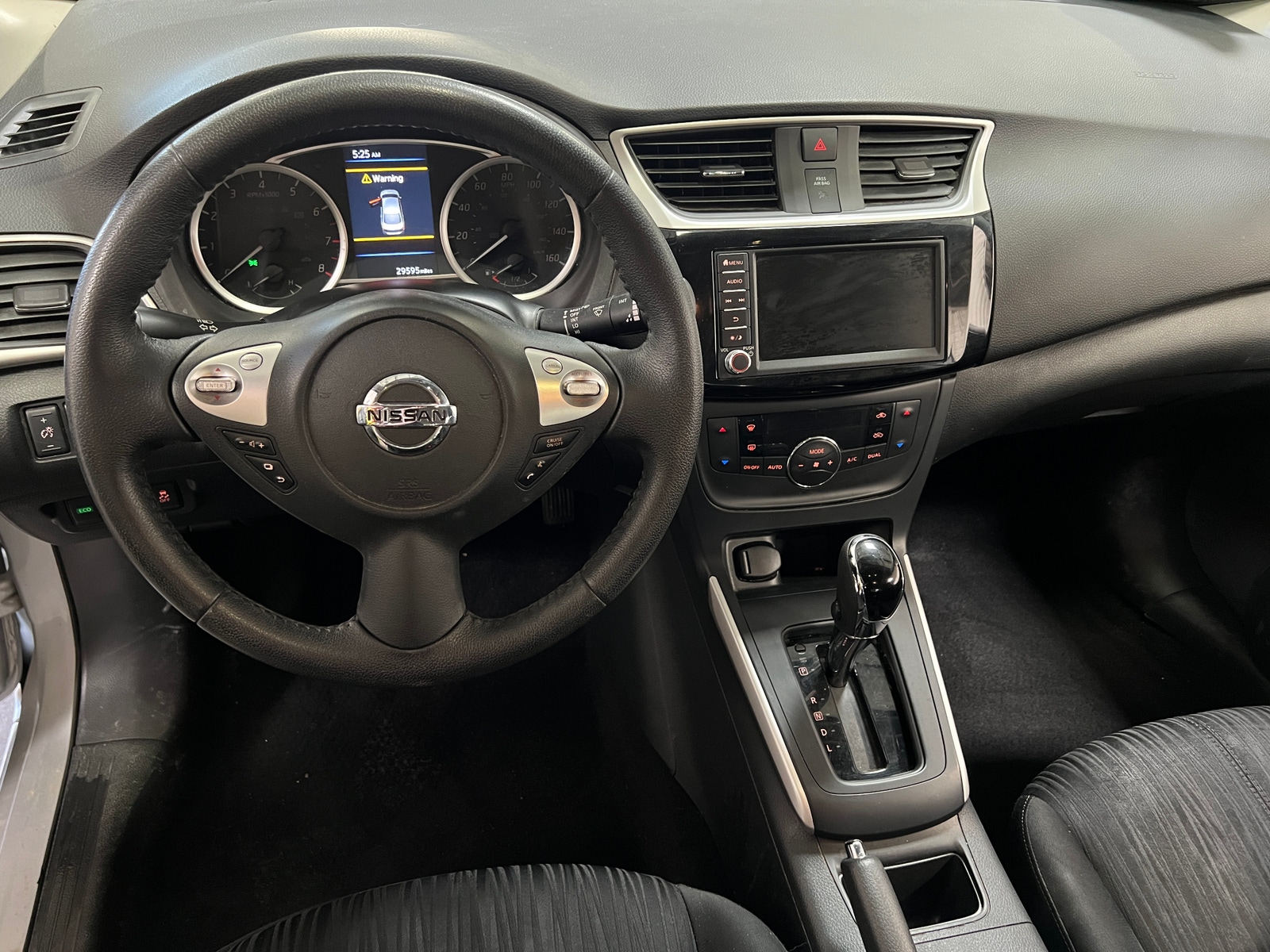 Thumbnail: 2019 Nissan Sentra - 3