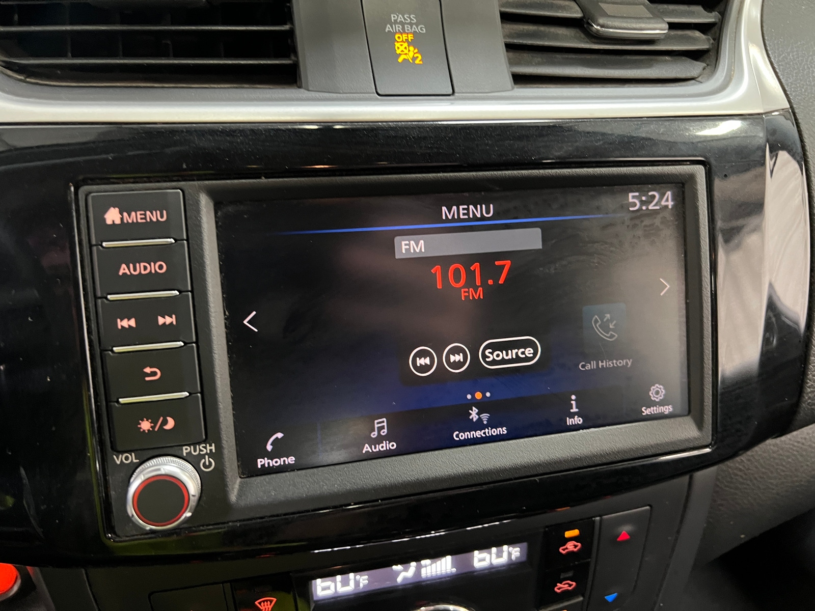 Thumbnail: 2019 Nissan Sentra - 4
