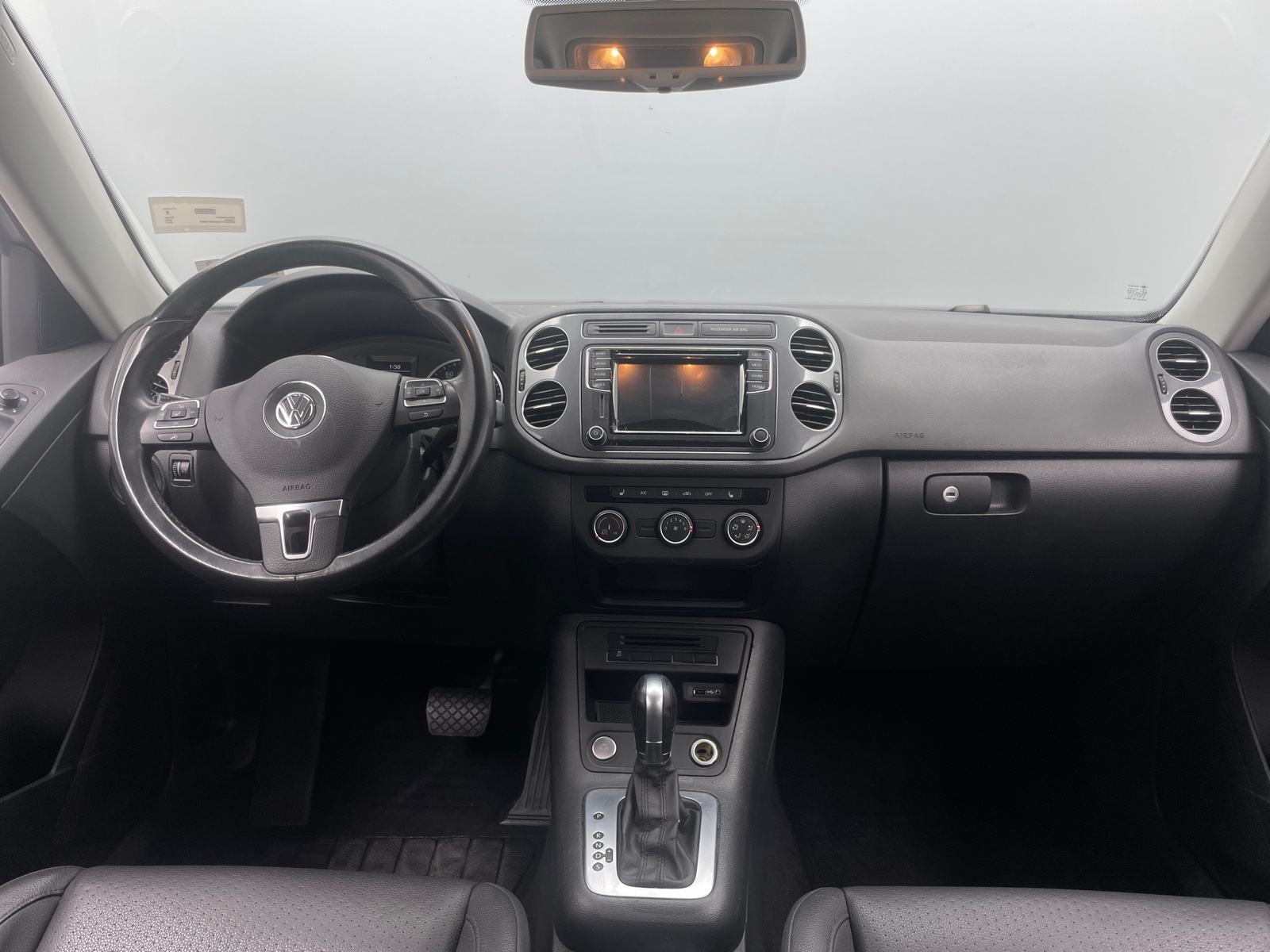 Thumbnail: 2017 Volkswagen Tiguan - 3