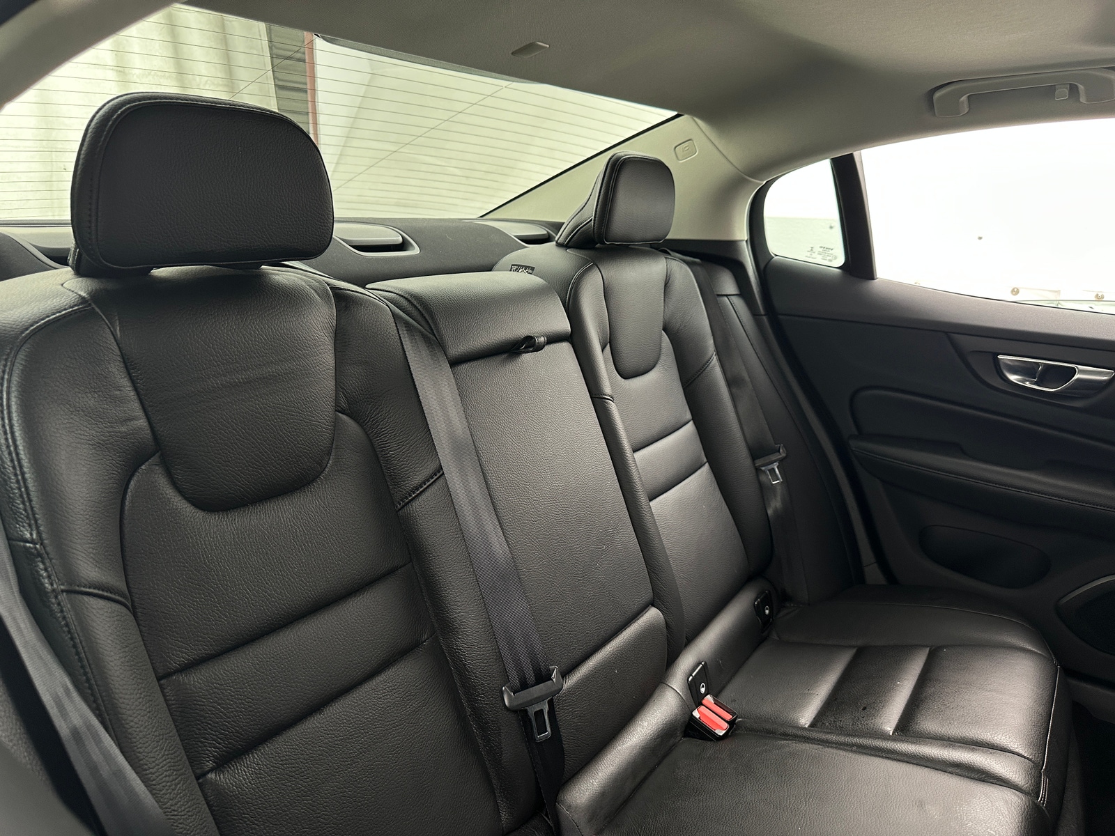 Thumbnail: 2022 Volvo S60 - 5