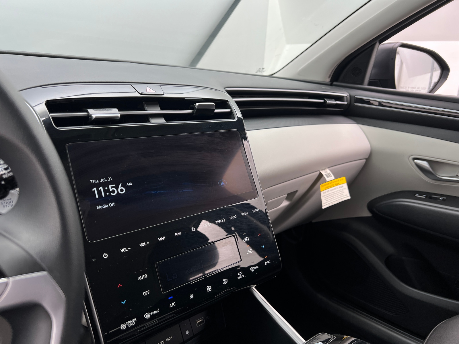 Thumbnail: 2024 Hyundai Tucson - 4