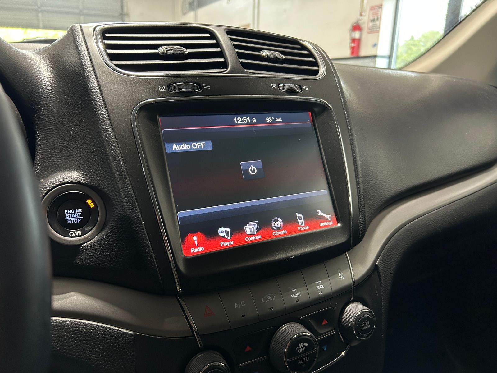 Thumbnail: 2018 Dodge Journey - 3