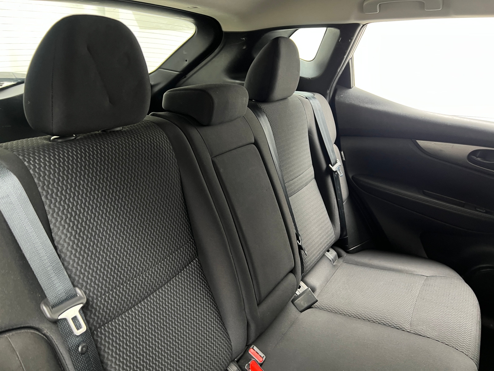 Thumbnail: 2020 Nissan Rogue Sport - 6