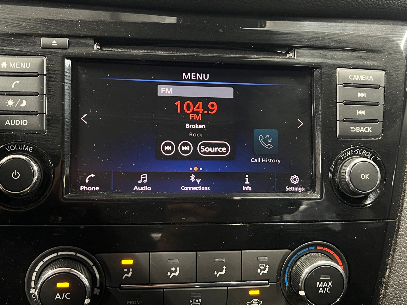 Thumbnail: 2020 Nissan Rogue Sport - 4