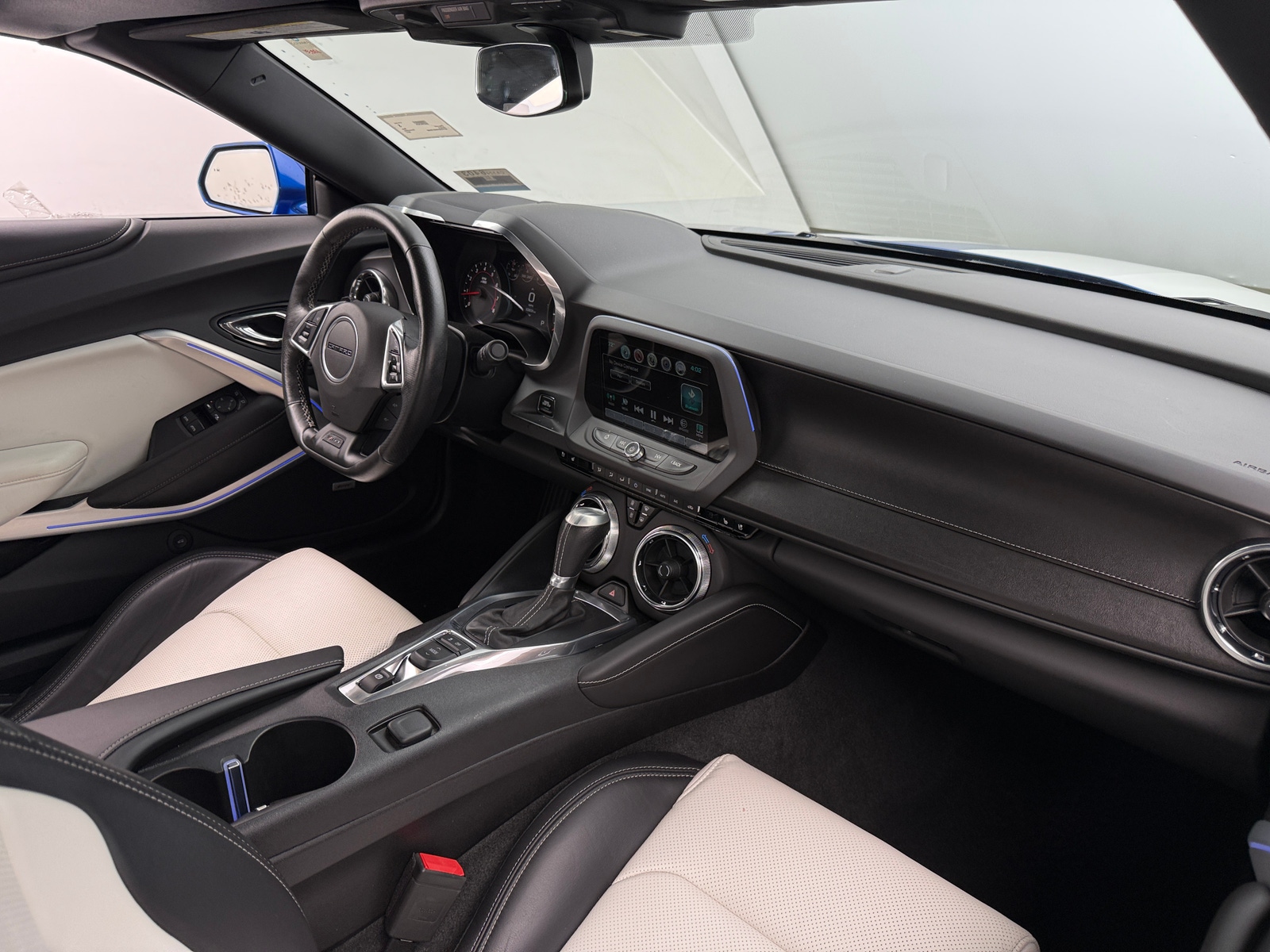 Thumbnail: 2017 Chevrolet Camaro - 2