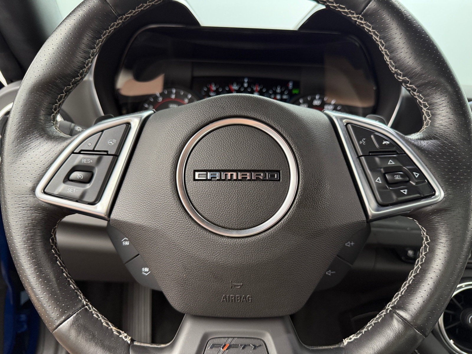 Thumbnail: 2017 Chevrolet Camaro - 4