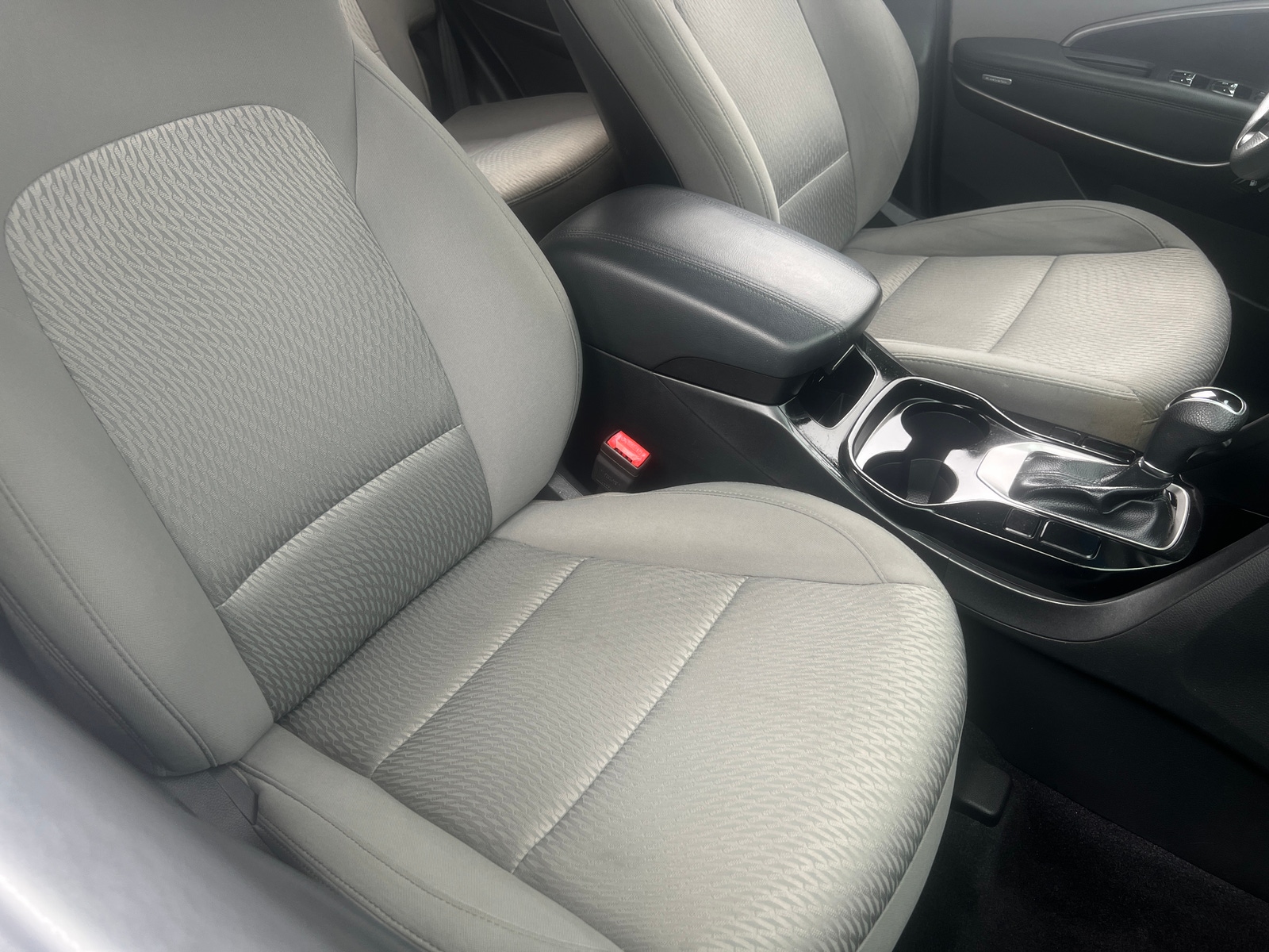 Thumbnail: 2018 Hyundai Santa Fe - 2