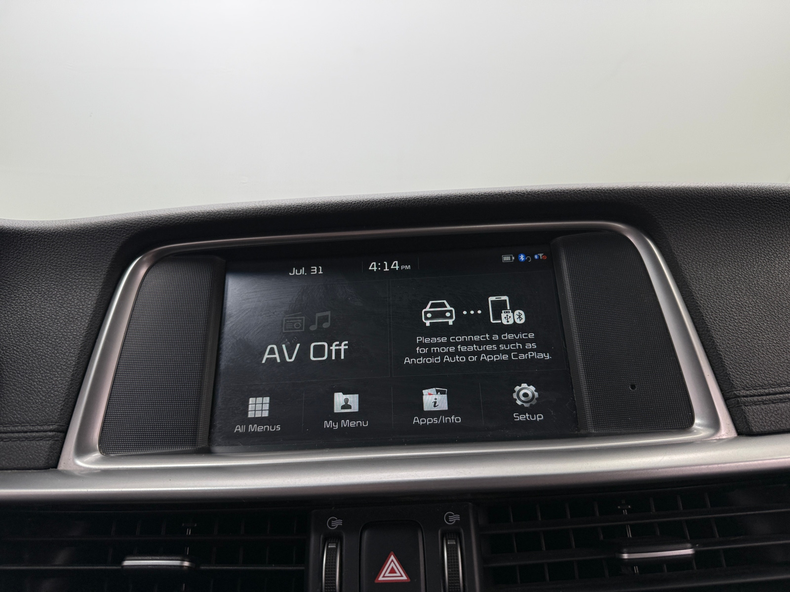 Thumbnail: 2019 Kia Optima - 4