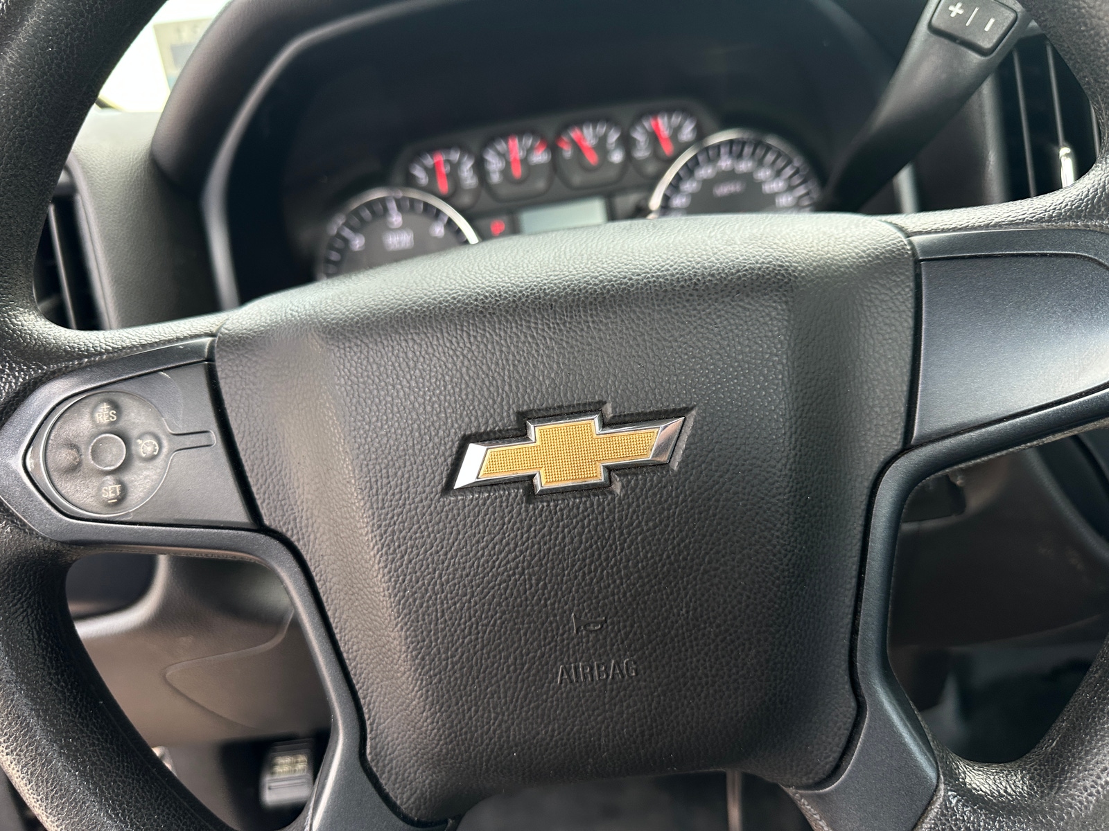 Thumbnail: 2018 Chevrolet Silverado 2500 - 4