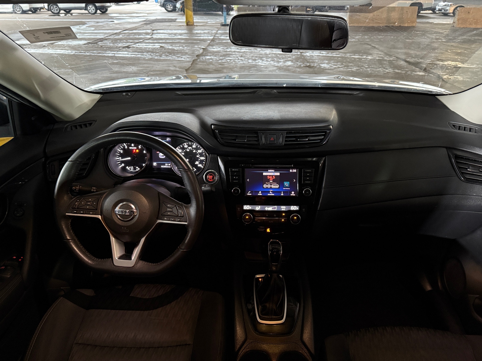 Thumbnail: 2018 Nissan Rogue - 3