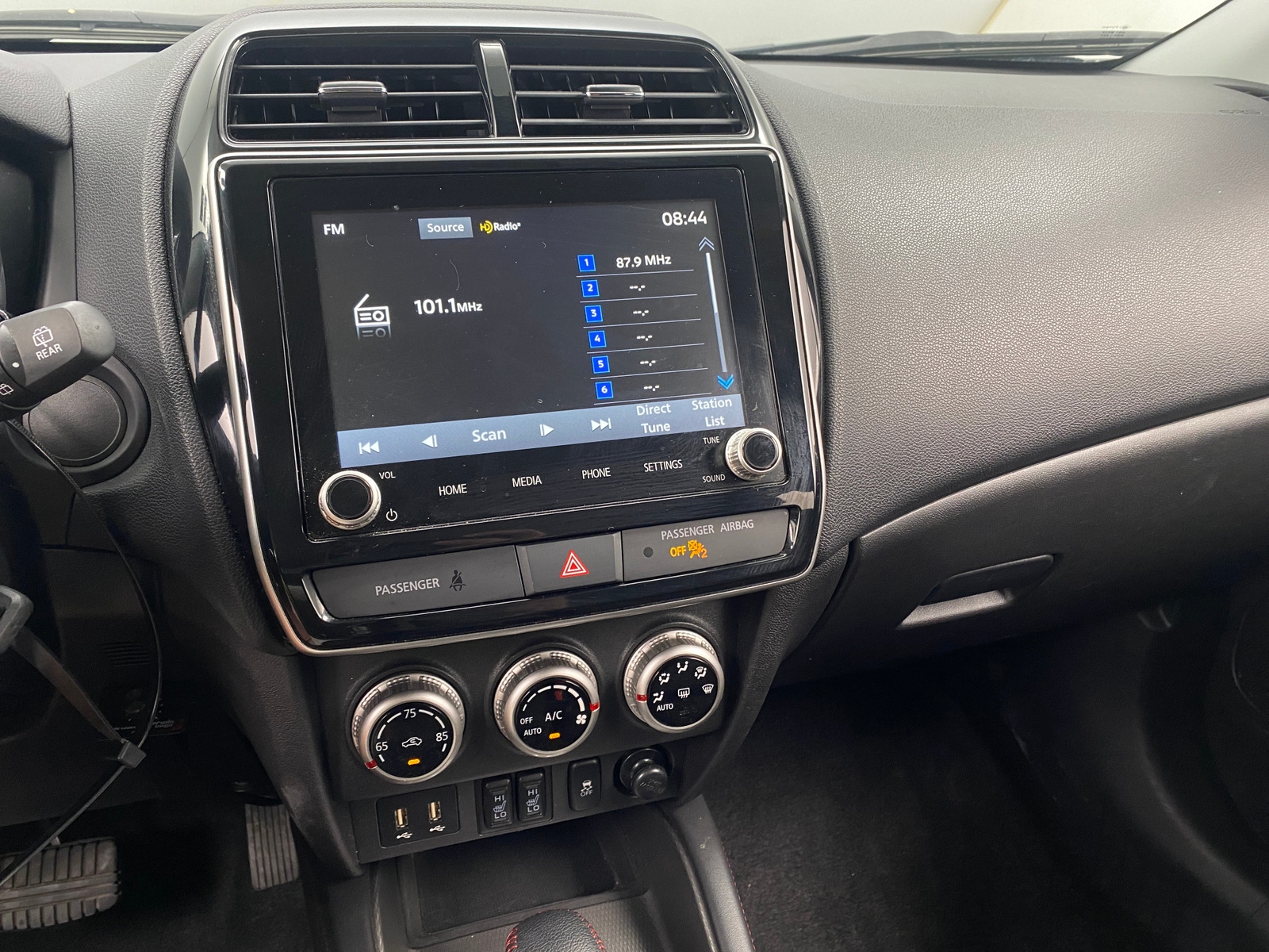 Thumbnail: 2024 Mitsubishi Outlander Sport - 4