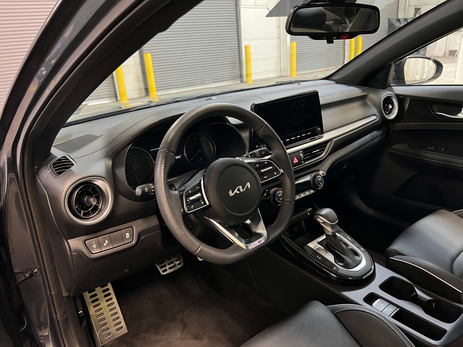 Thumbnail: 2024 Kia Forte - 3