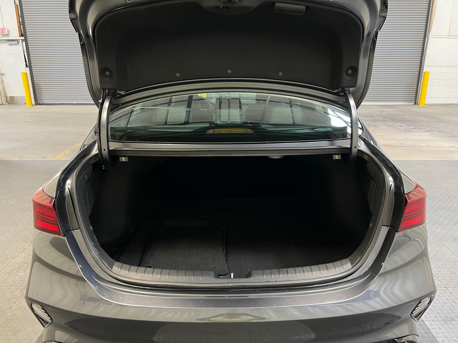 Thumbnail: 2024 Kia Forte - 7