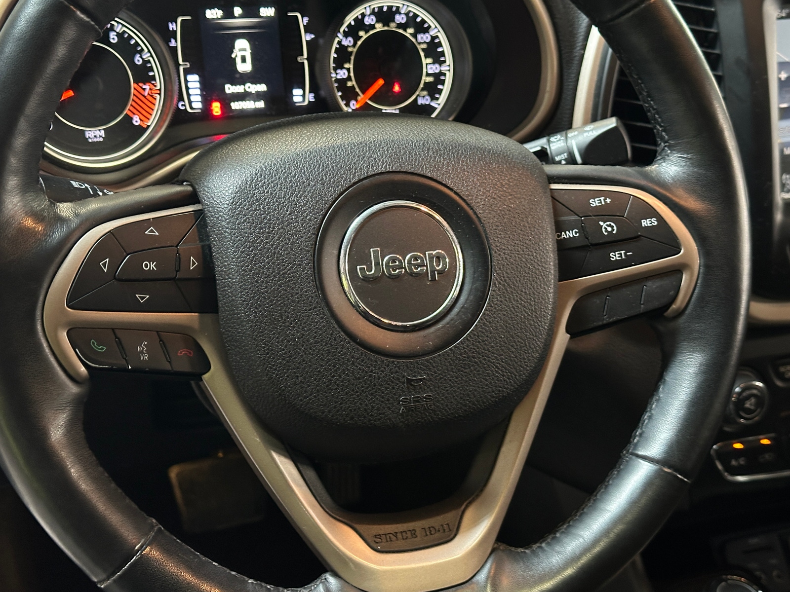 Thumbnail: 2015 Jeep Cherokee - 5