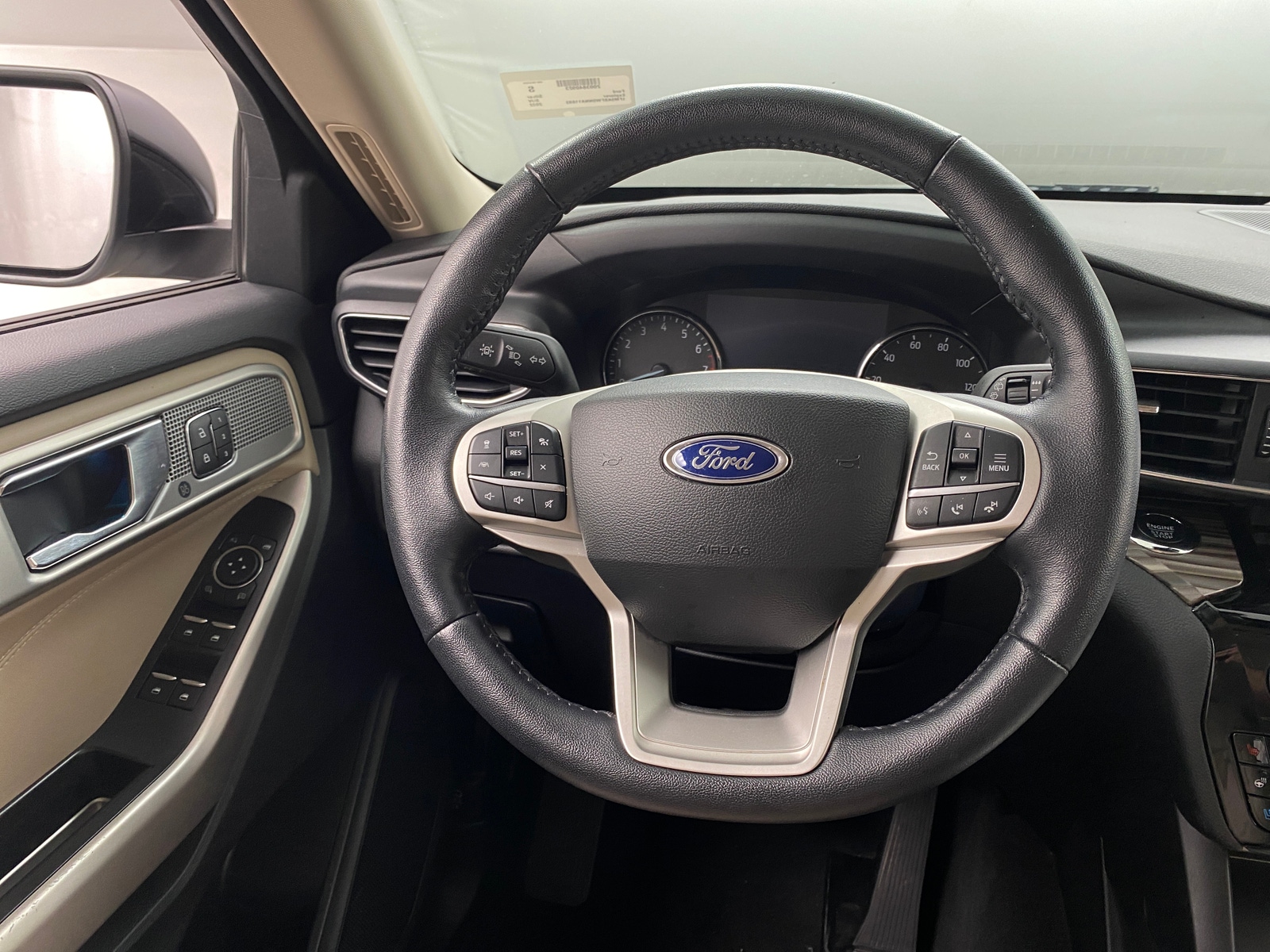 Thumbnail: 2022 Ford Explorer - 4