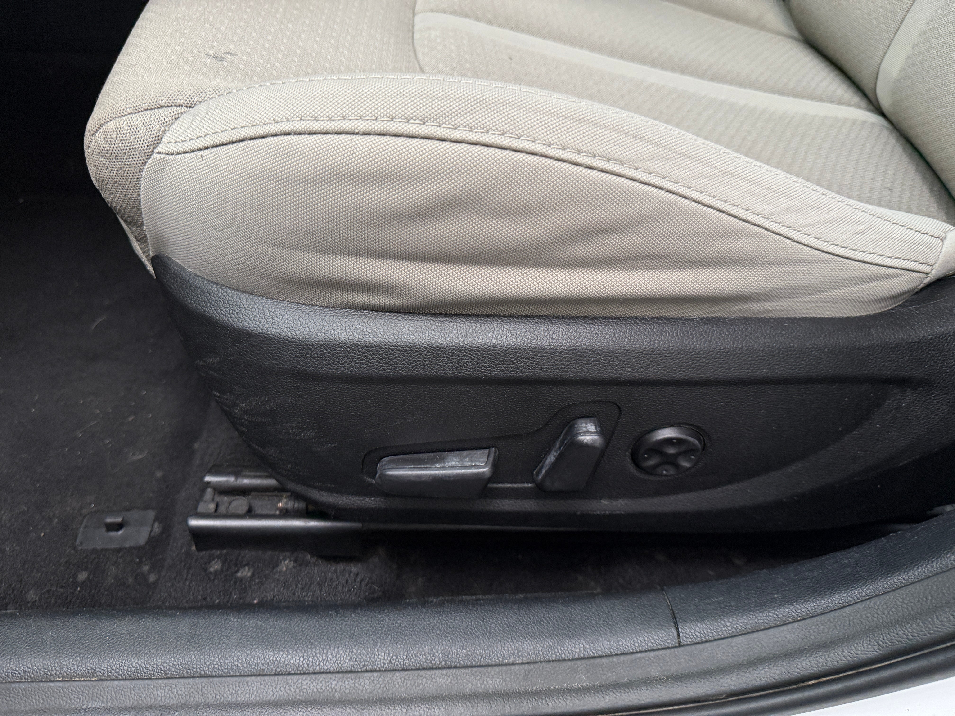 Used 2016 Kia Optima LX with VIN 5XXGT4L34GG081063 for sale in Oak Creek, WI