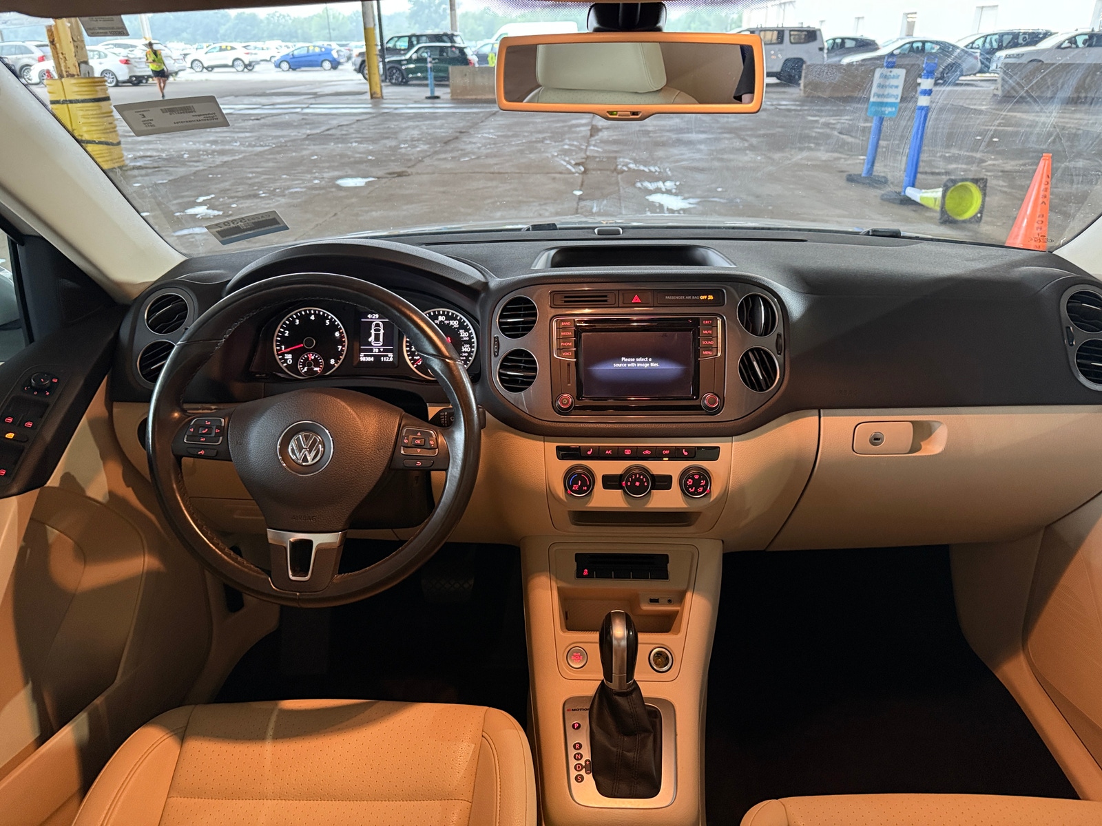 Thumbnail: 2017 Volkswagen Tiguan - 3