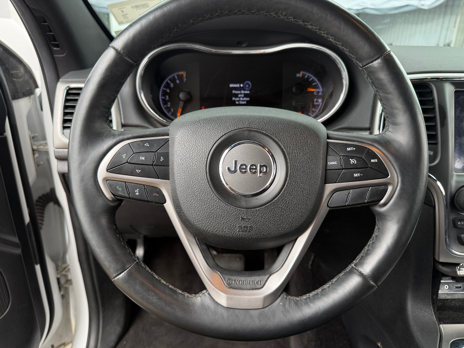 Thumbnail: 2018 Jeep Grand Cherokee - 4