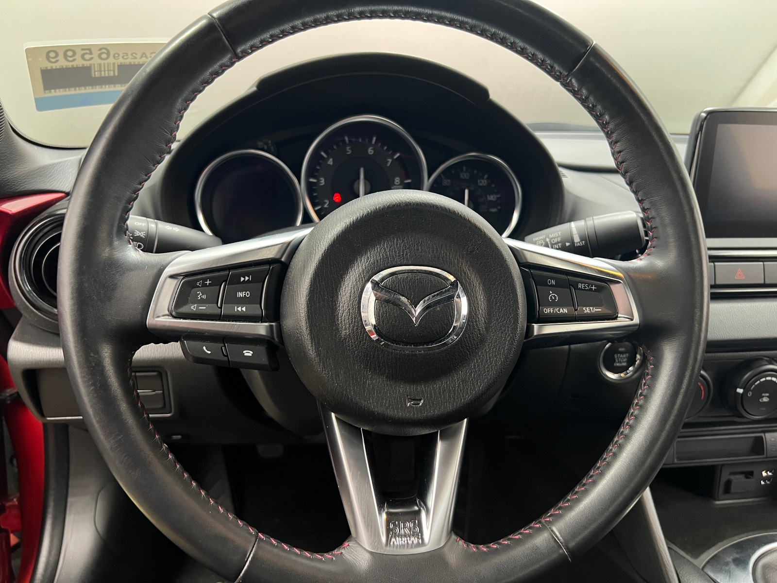 Thumbnail: 2019 Mazda MX-5 Miata - 5