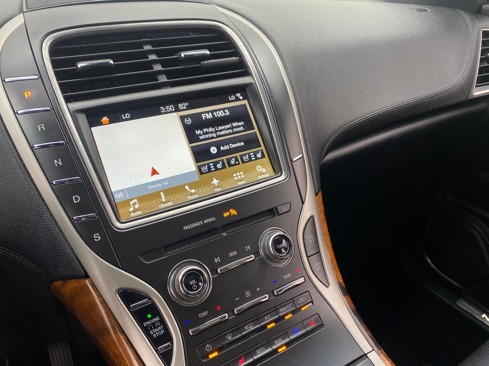 Thumbnail: 2017 Lincoln MKX - 3