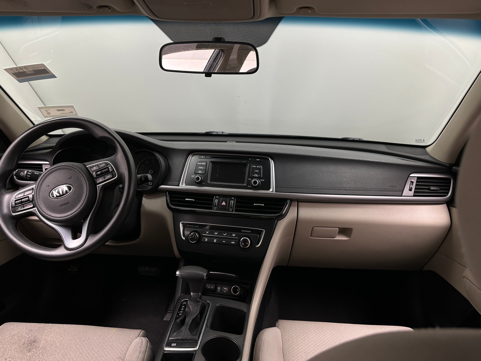 Thumbnail: 2016 Kia Optima - 3