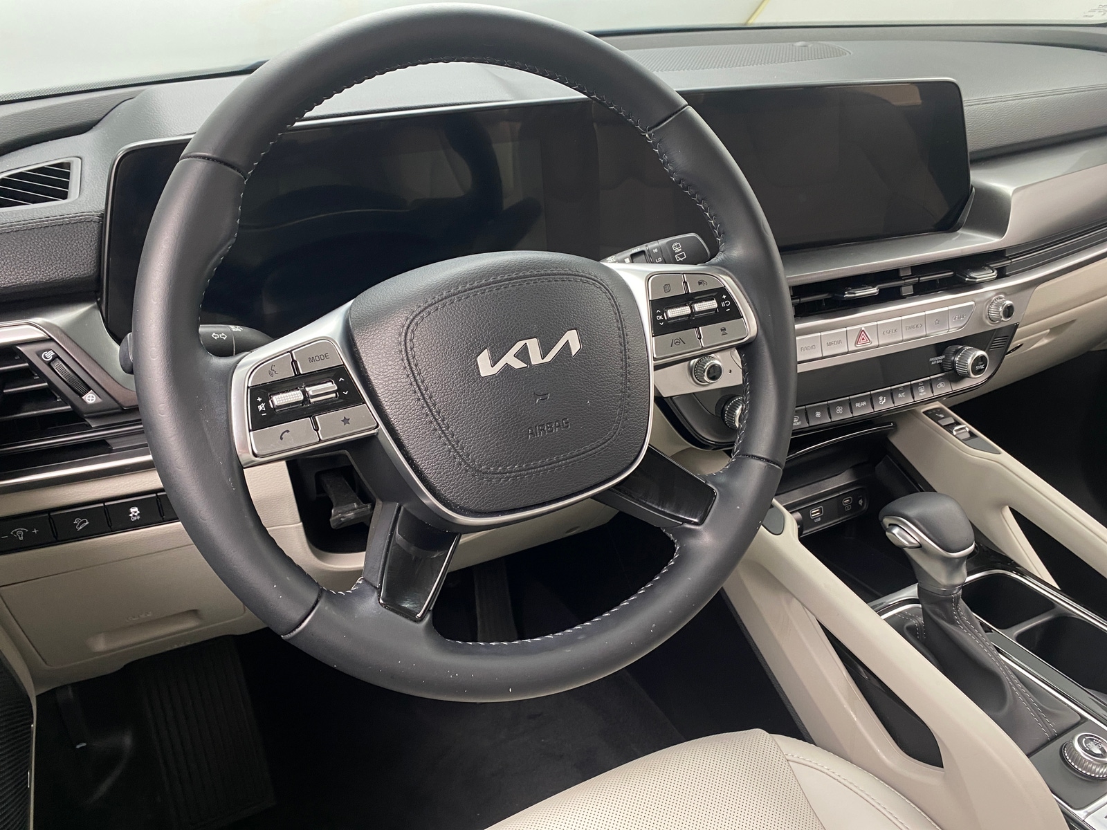 Thumbnail: 2024 Kia Telluride - 4