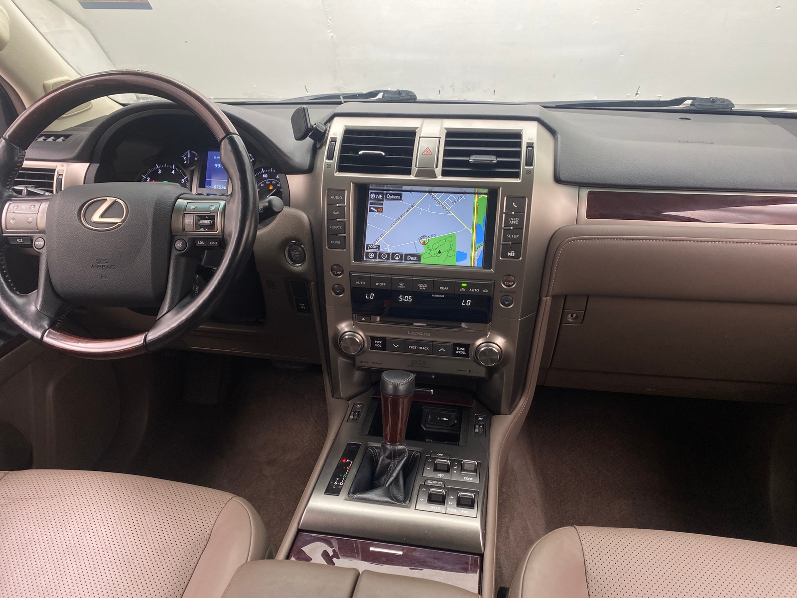 Thumbnail: 2017 Lexus GX - 2