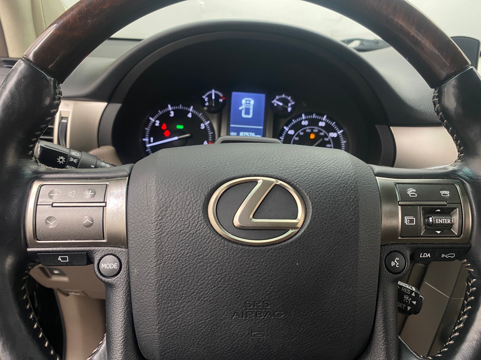 Thumbnail: 2017 Lexus GX - 4