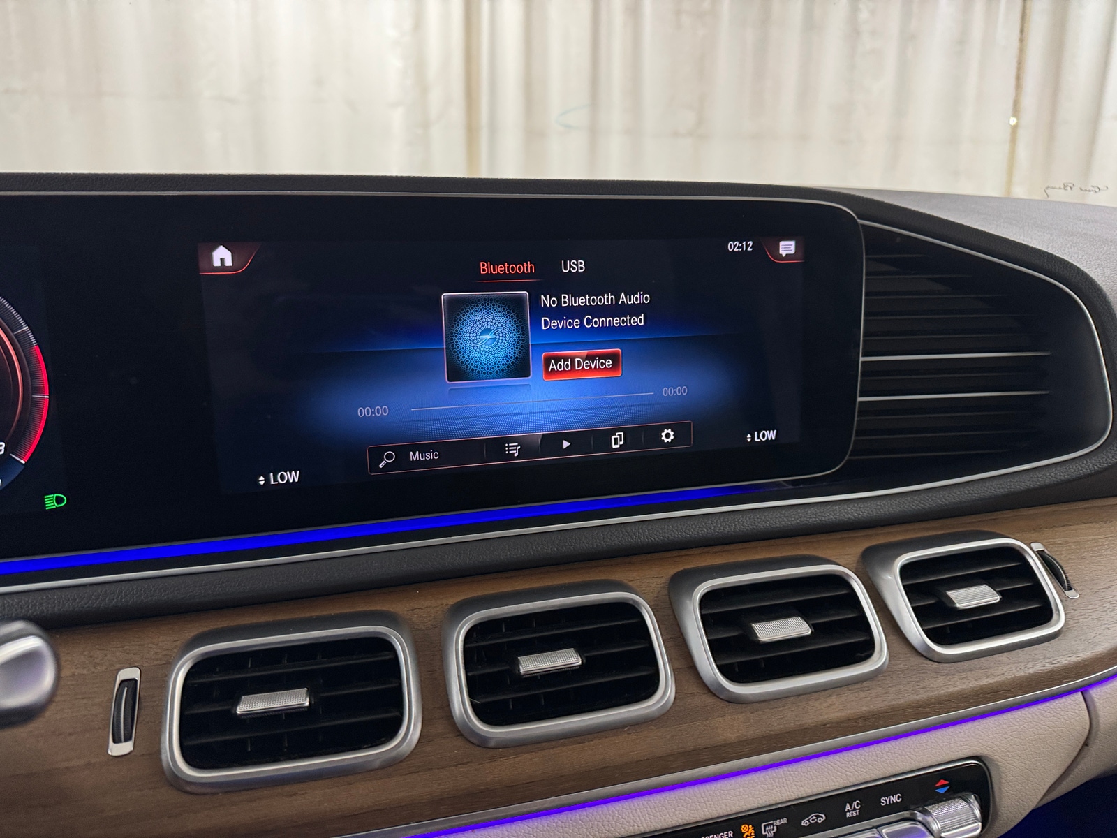 Thumbnail: 2020 Mercedes-Benz GLE - 3