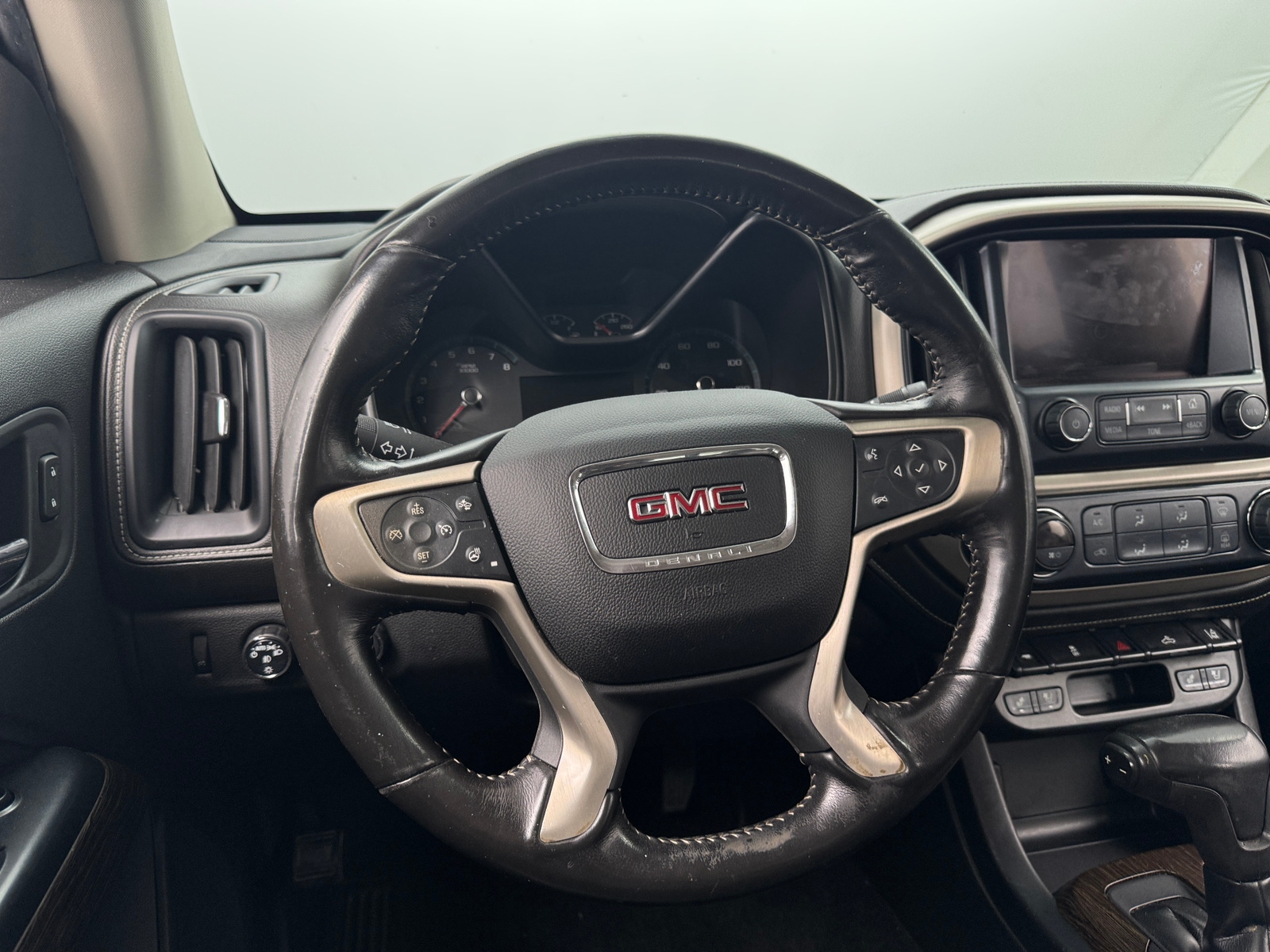 Thumbnail: 2018 GMC Canyon - 4