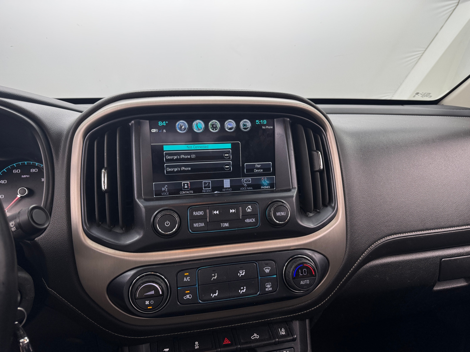Thumbnail: 2018 GMC Canyon - 3