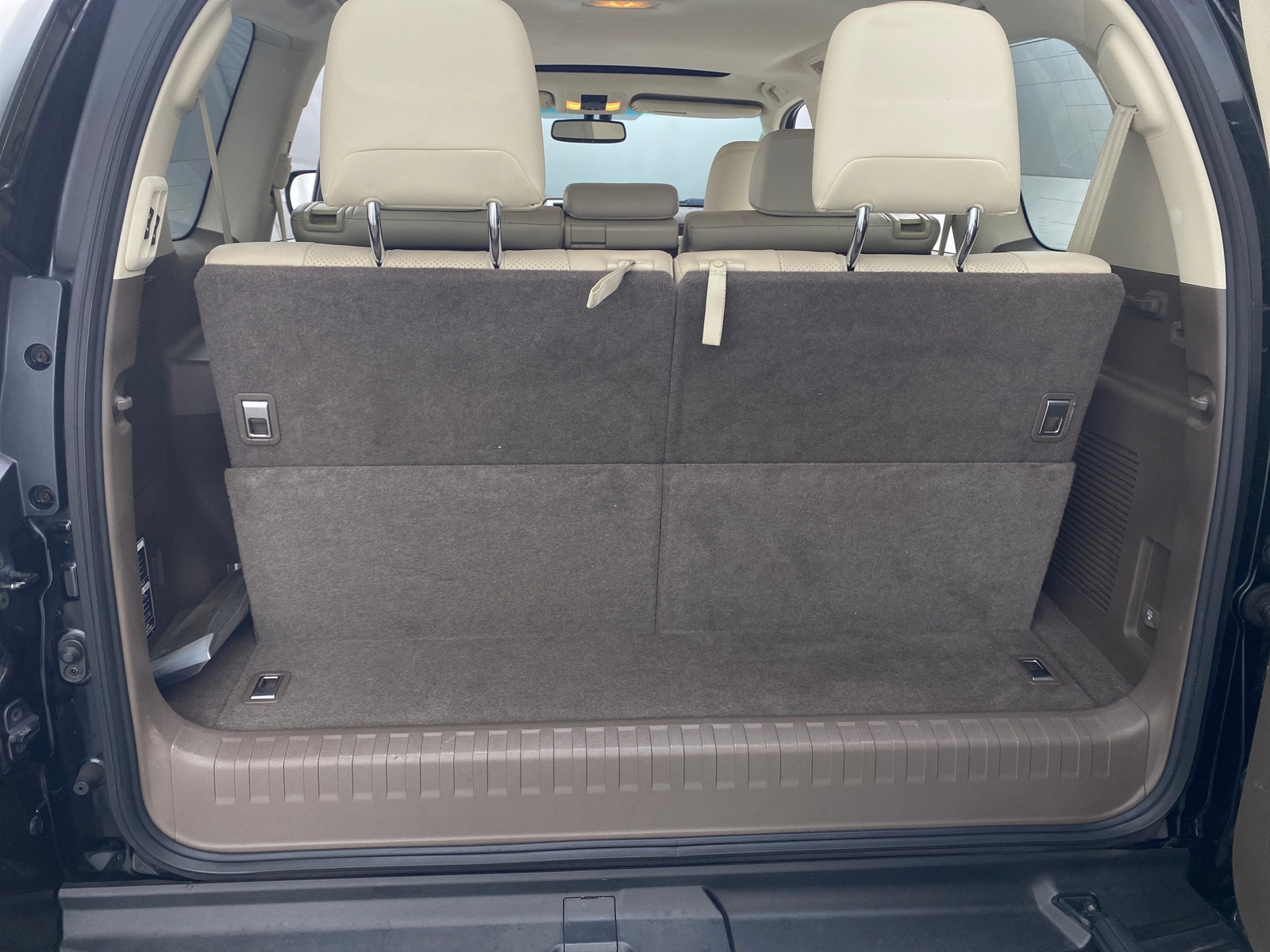 Thumbnail: 2012 Lexus GX - 6