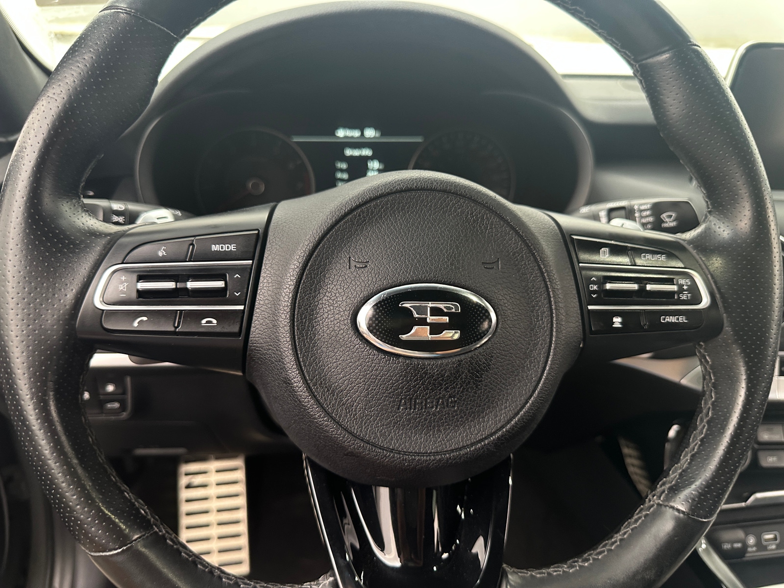 Thumbnail: 2020 Kia Stinger - 4
