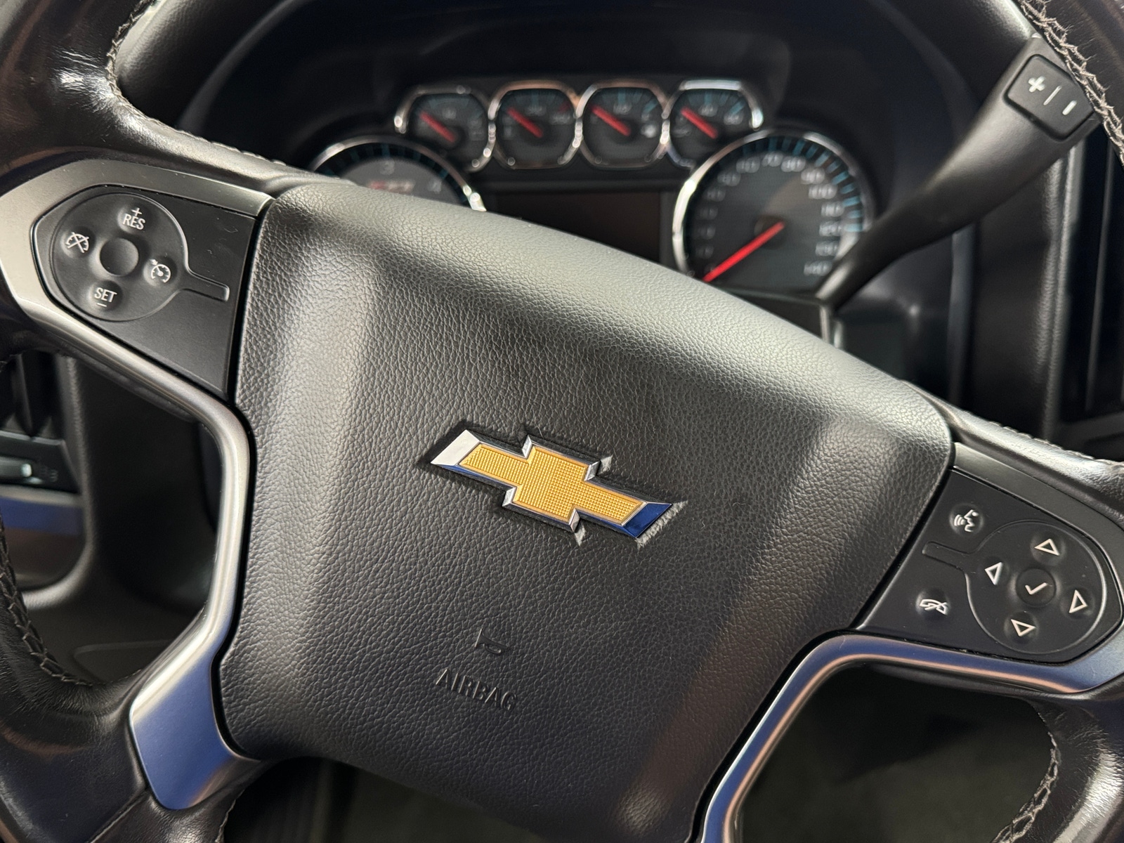 Thumbnail: 2018 Chevrolet Silverado 1500 - 5