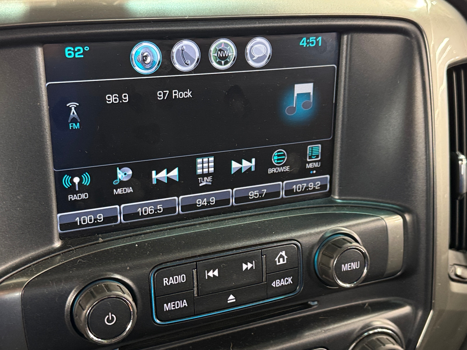Thumbnail: 2018 Chevrolet Silverado 1500 - 4