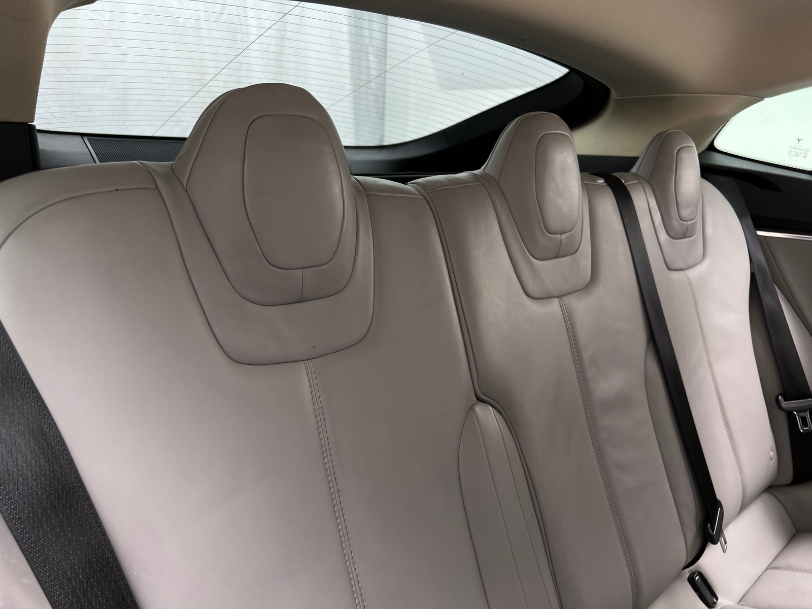 Thumbnail: 2014 Tesla Model S - 5