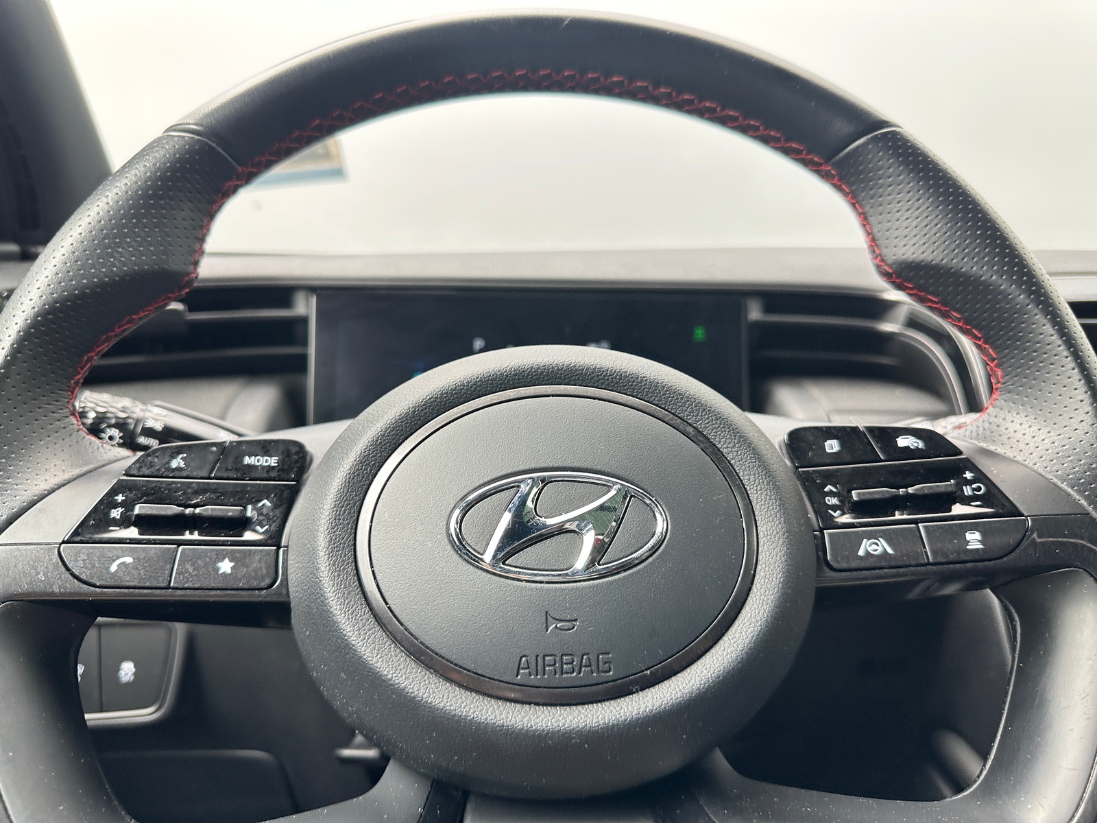 Thumbnail: 2023 Hyundai Tucson - 4
