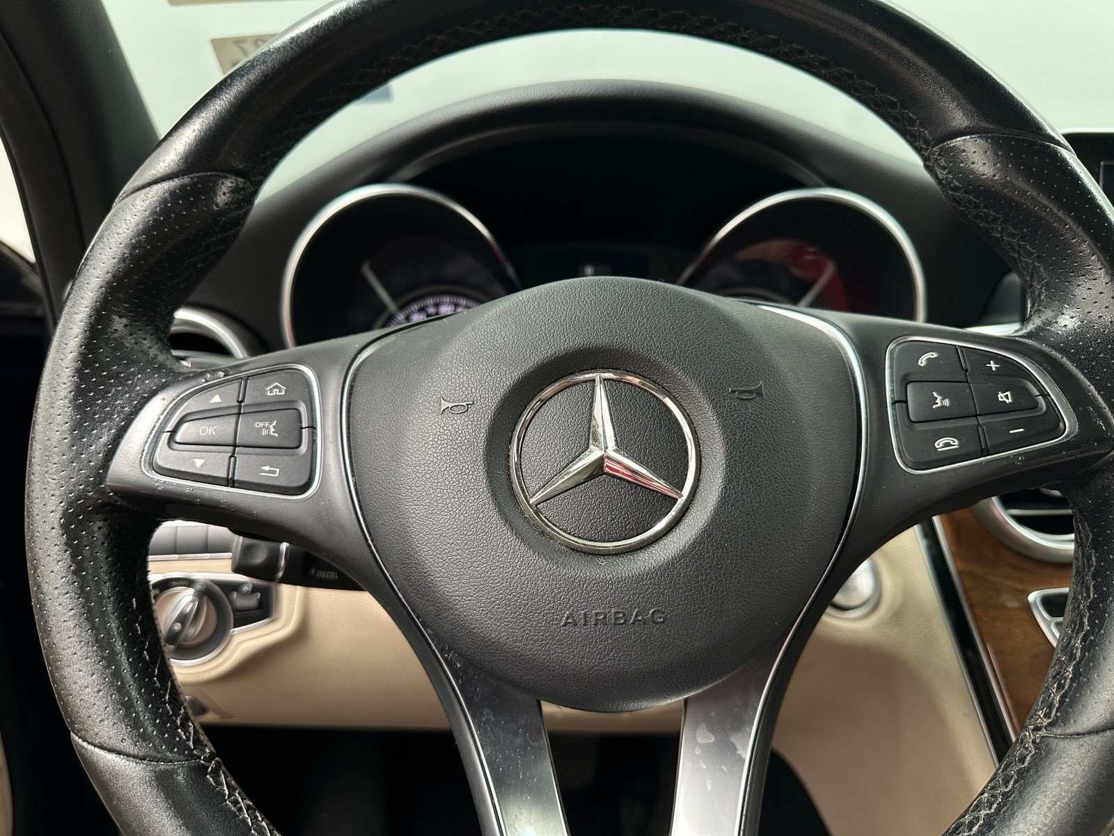 Thumbnail: 2018 Mercedes-Benz C-Class - 4