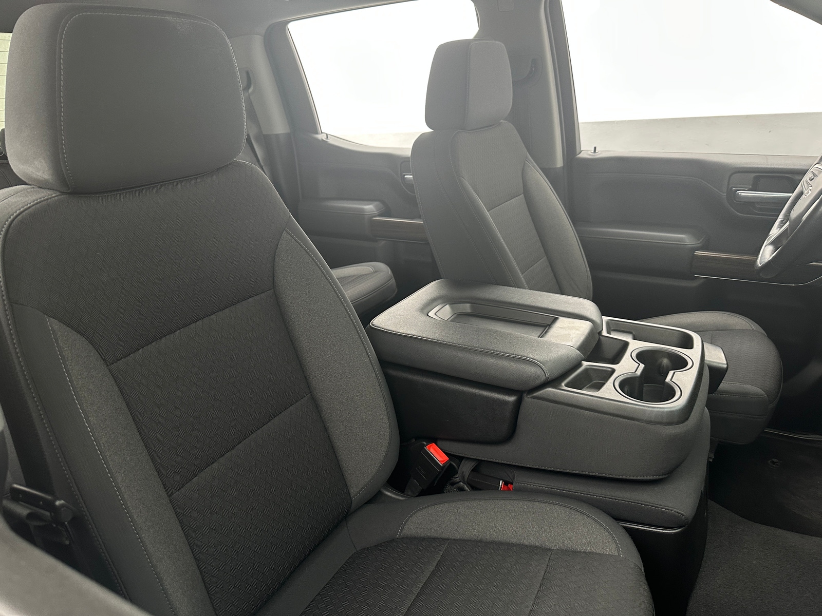 Thumbnail: 2021 Chevrolet Silverado 1500 - 2