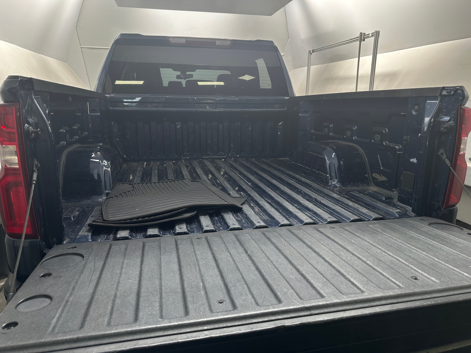 Thumbnail: 2021 Chevrolet Silverado 1500 - 7