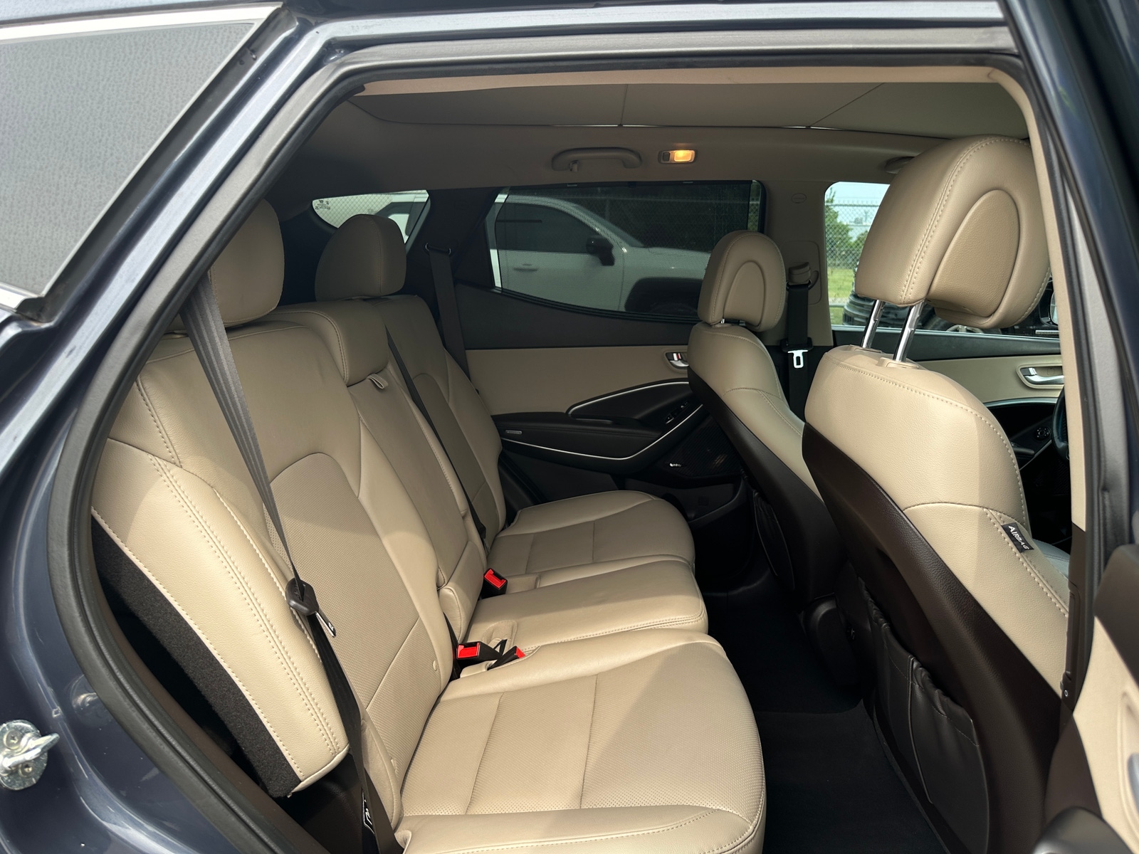 Thumbnail: 2017 Hyundai Santa Fe - 6