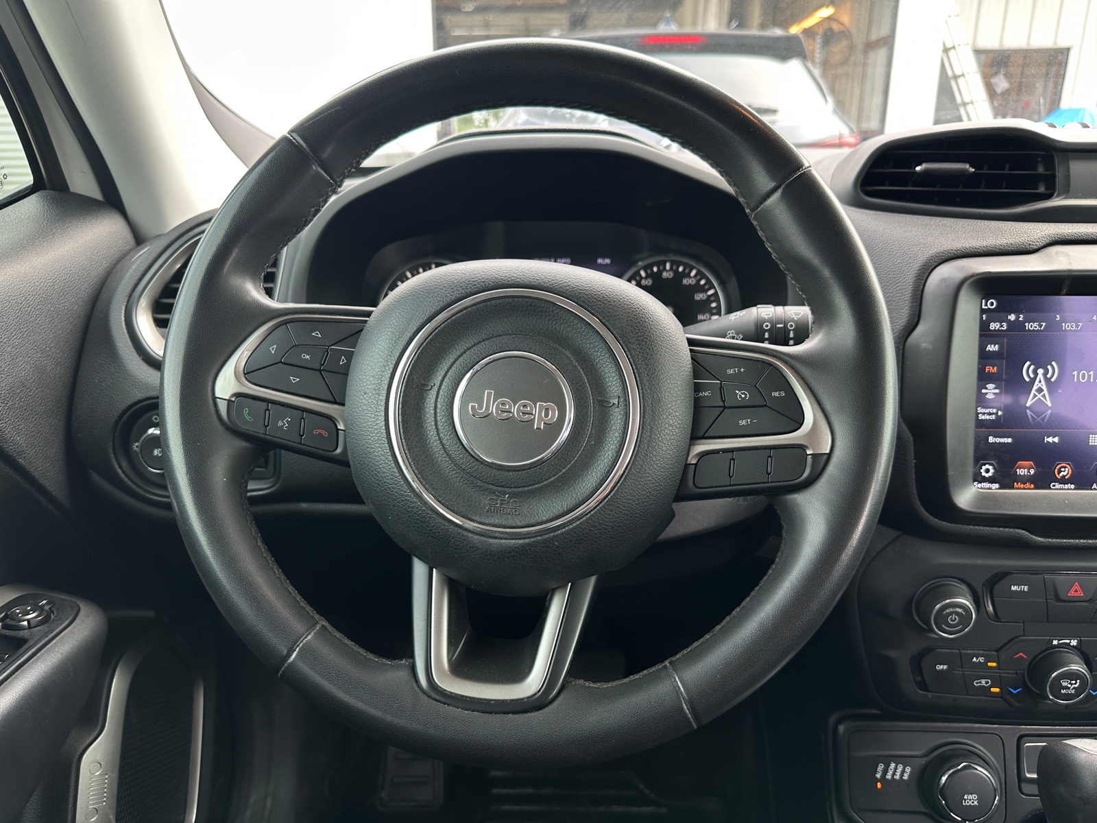 Thumbnail: 2022 Jeep Renegade - 5