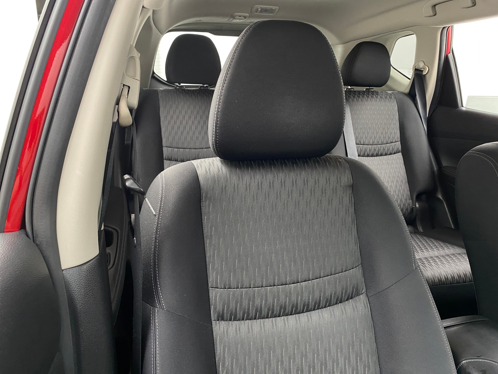 Thumbnail: 2017 Nissan Rogue - 2