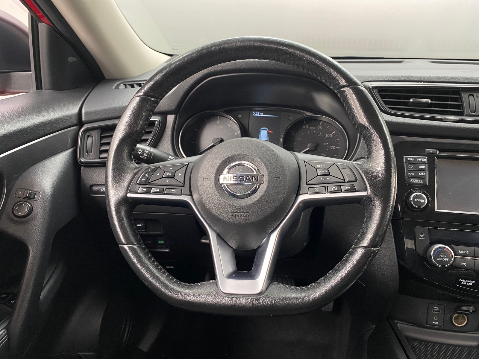 Thumbnail: 2017 Nissan Rogue - 5