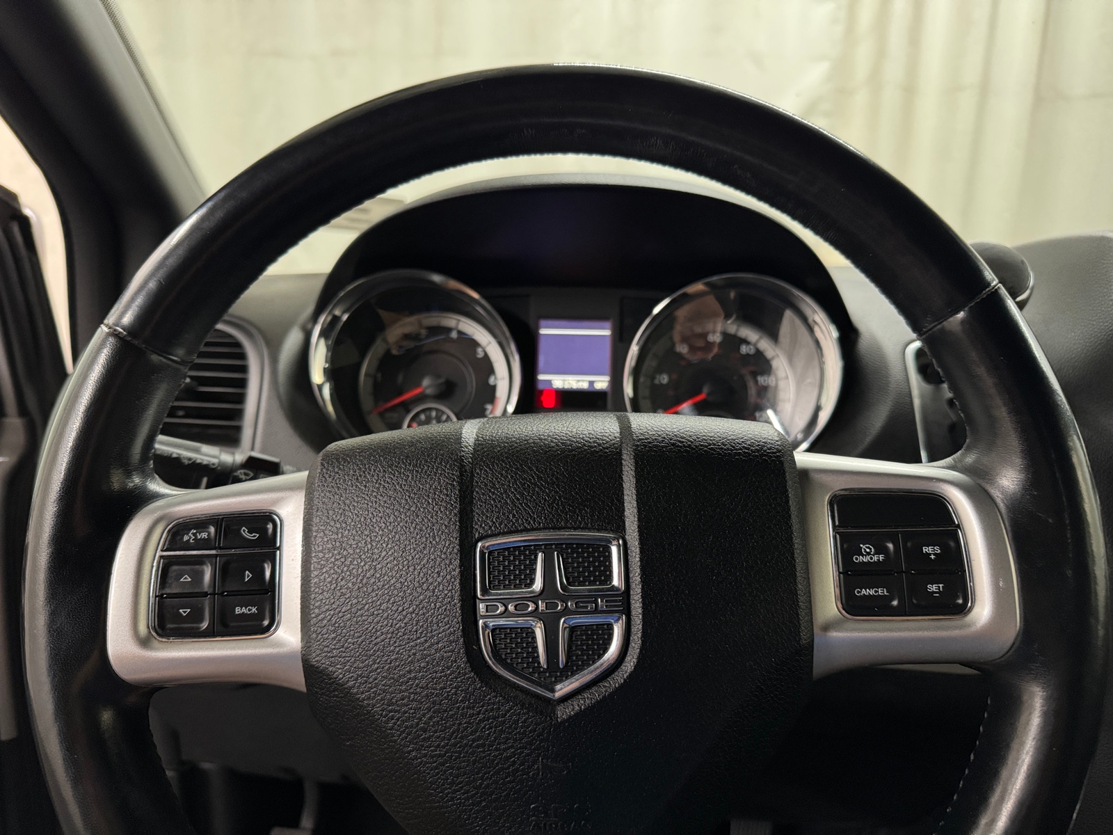 Thumbnail: 2019 Dodge Grand Caravan - 4