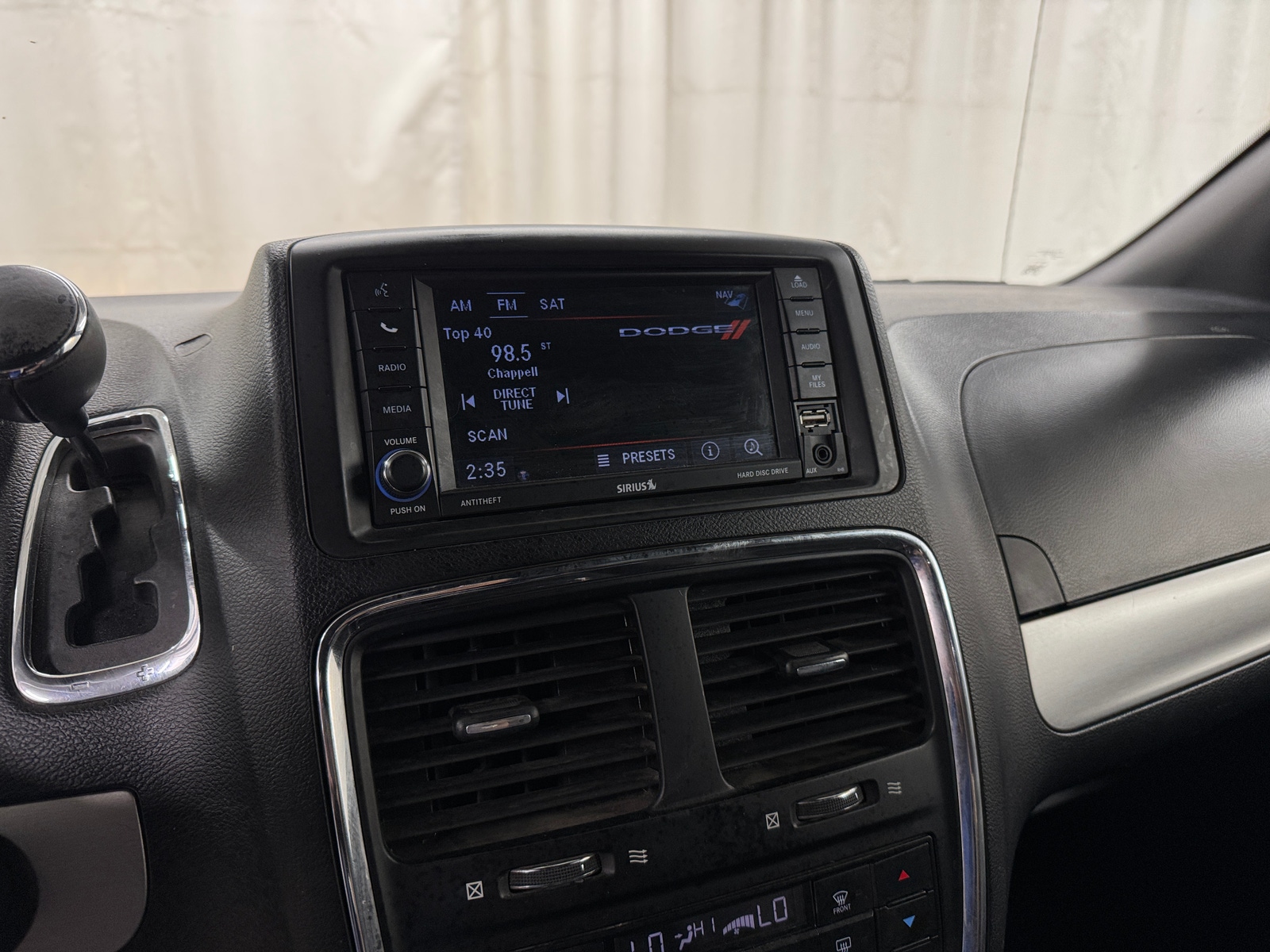 Thumbnail: 2019 Dodge Grand Caravan - 3