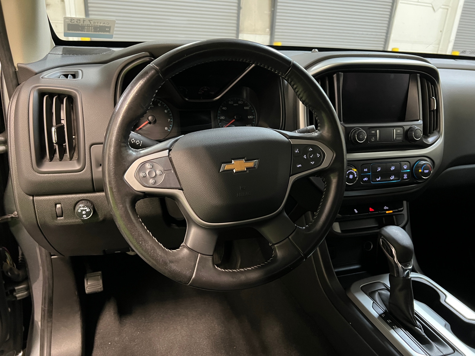 Thumbnail: 2022 Chevrolet Colorado - 5