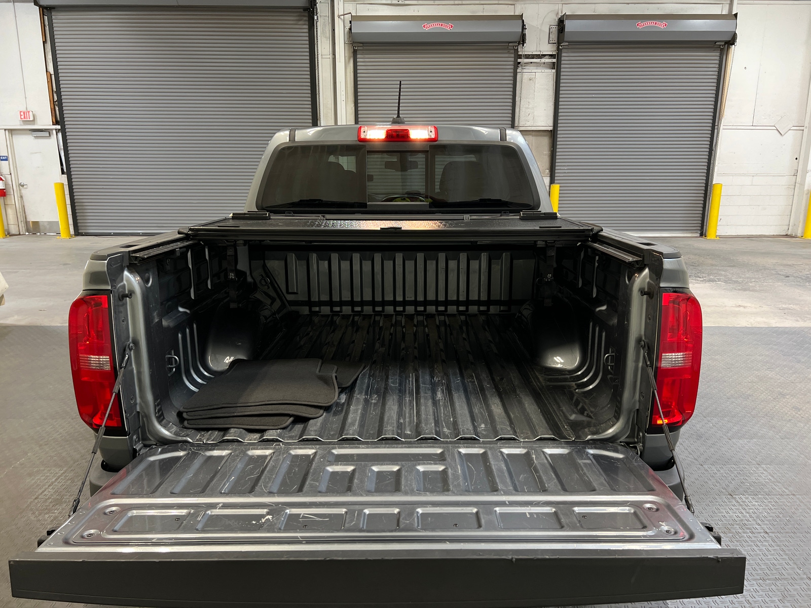 Thumbnail: 2022 Chevrolet Colorado - 7