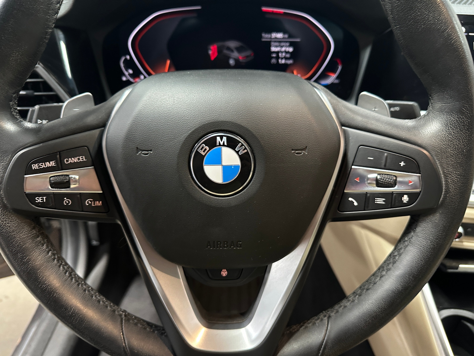 Thumbnail: 2019 BMW 3 Series - 4